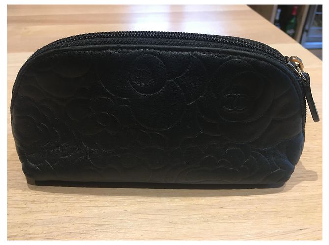 Pochette Chanel Camelia in pelle d agnello nera con logo CC dorato Nero - vista 4
