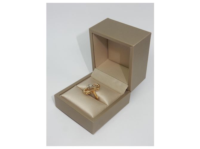 Autre Marque Anello nodo in oro e diamanti D'oro - vista 10