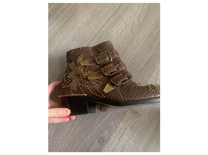 Bottines Chloé Suzanne Marron Python - vue 3