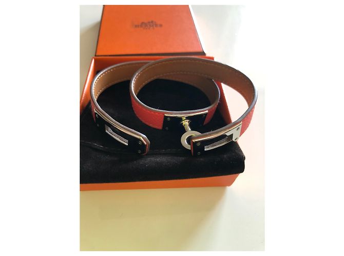 Hermès Turnê com Pulseira Kelly Coral - vista 2