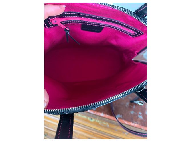 Lancel Ledertasche schwarz mit fuchsia Nähten - Ansicht 3