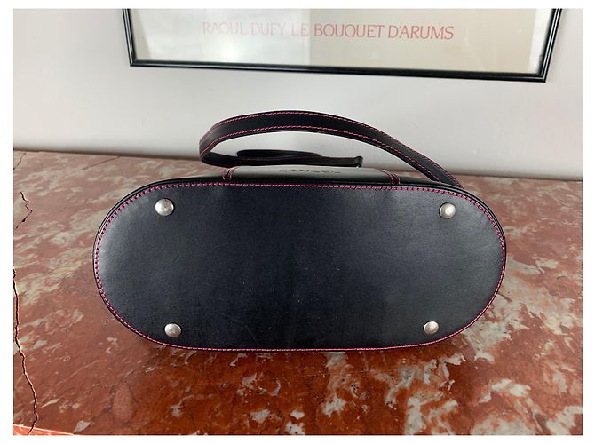 Lancel Ledertasche schwarz mit fuchsia Nähten - Ansicht 9