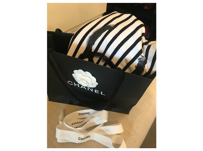 Uniforme marinero Chanel Negro - vista 4