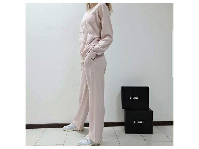Conjunto Loungewear Chanel Cashmere Rosa - vista 4