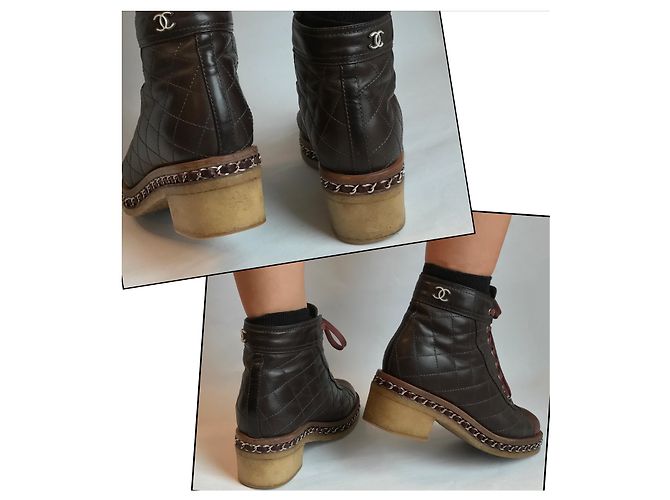 Chanel Kette um Combat Biker Ankle Boots Braun Bordeaux Dunkelbraun - Ansicht 7