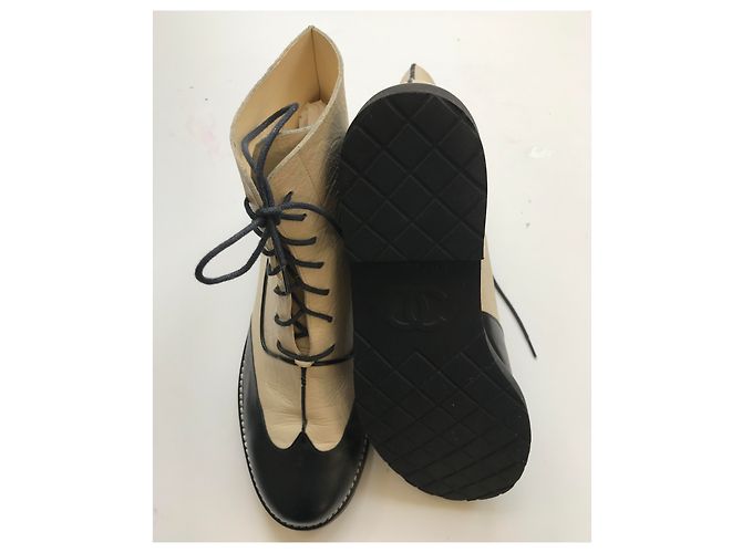 Chanel Stivali da combattimento Nero Beige - vista 21