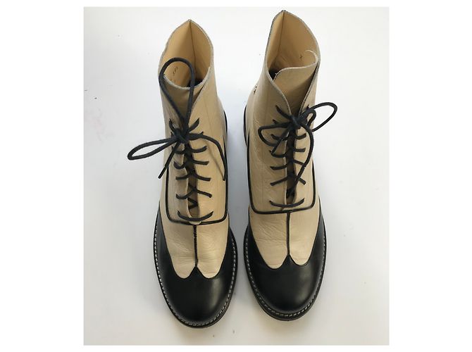 Chanel Stivali da combattimento Nero Beige - vista 3