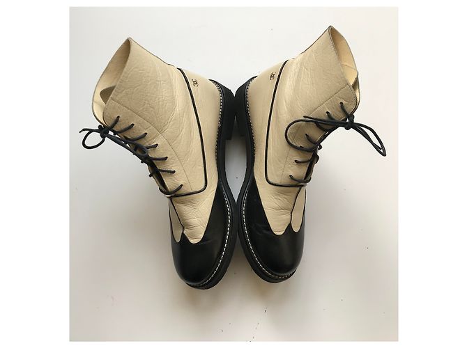 Chanel Stivali da combattimento Nero Beige - vista 31