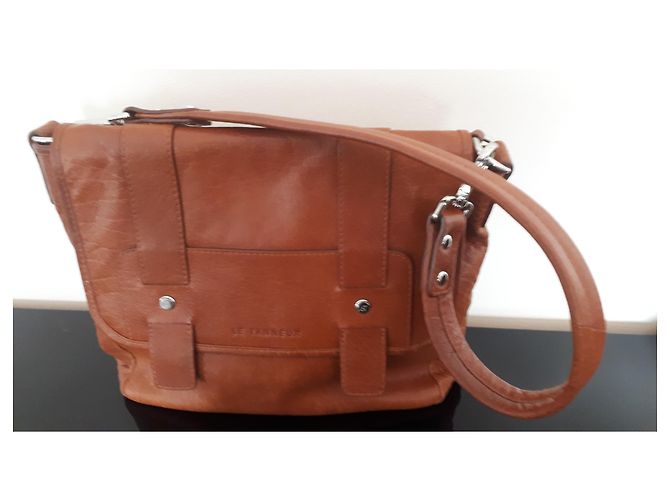 Borsa a tracolla Le Tanneur in pelle color cognac - vista 10