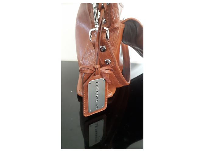 Borsa a tracolla Le Tanneur in pelle color cognac - vista 6