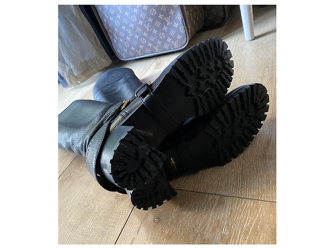 Botas de jinete Prada en cuero negro con hebillas doradas Dorado - vista 3