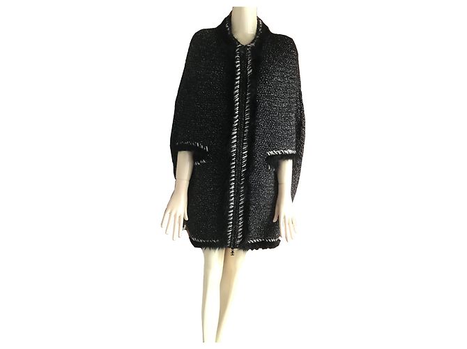 Poncho a mantella Chanel Nero Bianco - vista 3