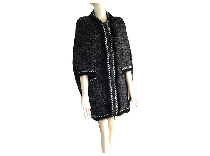 Poncho a mantella Chanel Nero Bianco - vista 8