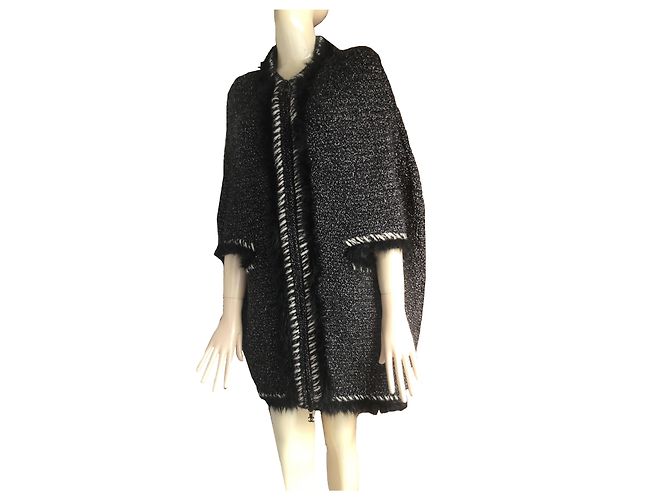 Poncho a mantella Chanel Nero Bianco - vista 9