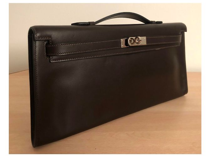 Hermès Hermes Kelly Cut in pelle marrone - vista 2