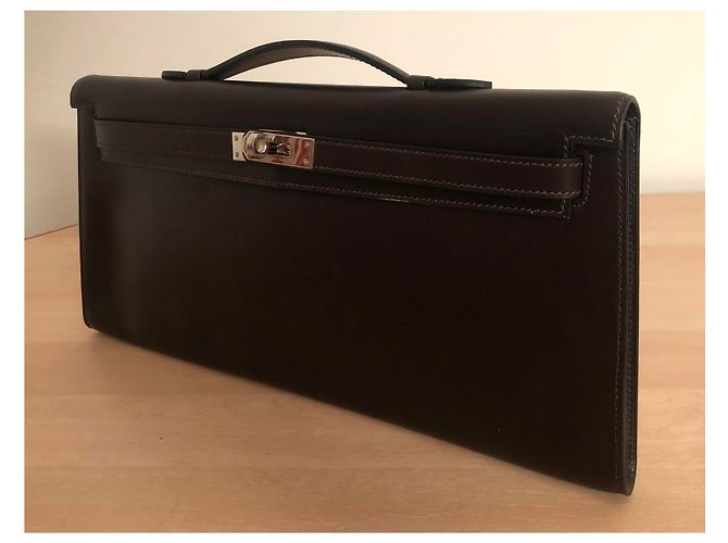 Hermès Hermes Kelly Cut in pelle marrone - vista 3
