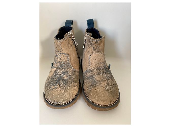 D&G Boots - view 4