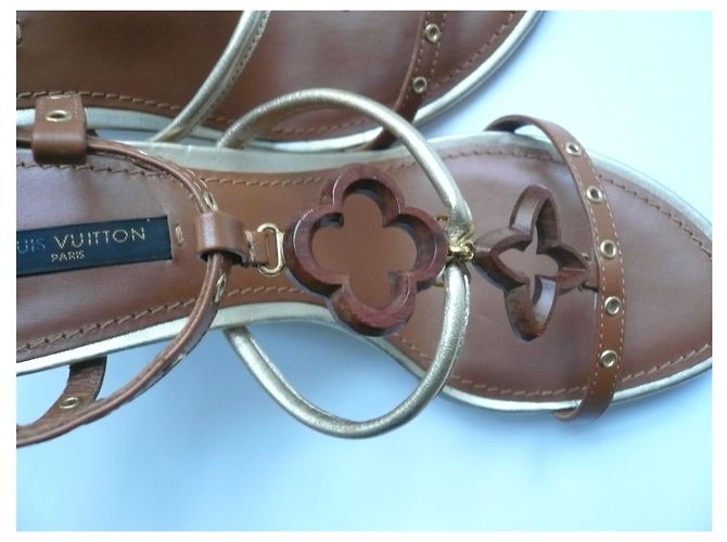 LOUIS VUITTON Sandales compensées Caramel T37,5 IT Marrone - vista 3