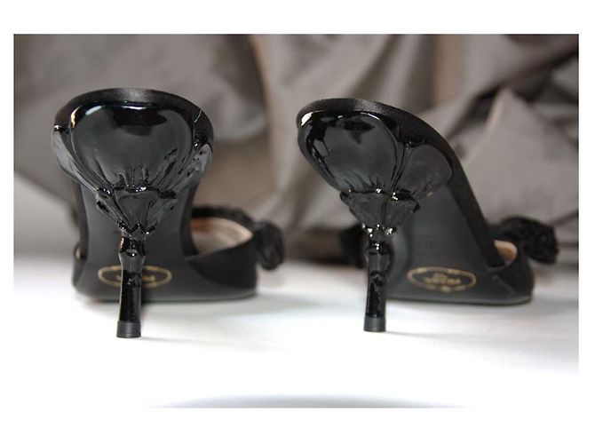 Décolleté Prada Raso Flower Nero nero - vista 4