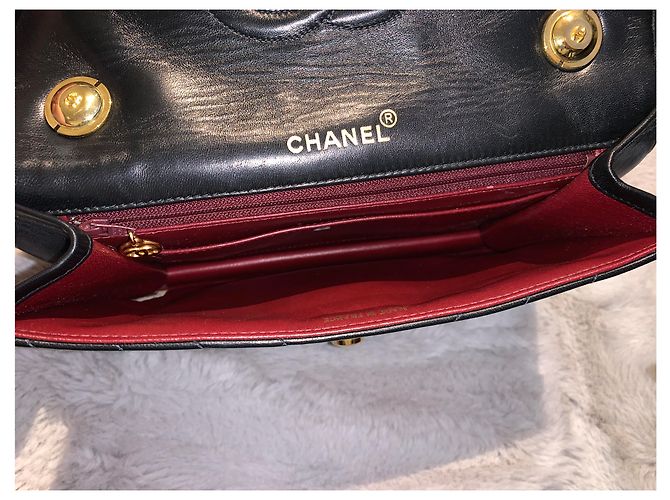 Chanel Tasche mit Schultergurt Schwarz - Ansicht 5