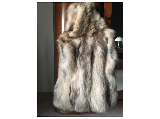 Autre Marque Ärmellose Jacke mit Kapuzenfuchs Beige - Ansicht 4