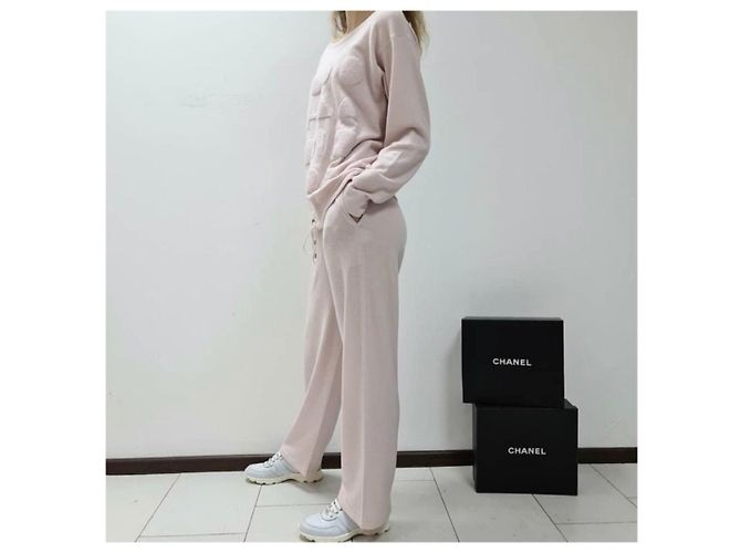 Chanel Cashmere Loungewear Set Pink - view 3