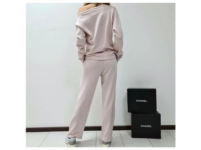 Chanel Cashmere Loungewear Set Pink - view 5