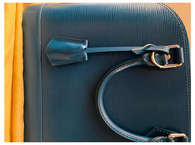 Louis Vuitton Alma Handtasche aus blauem Epi Leder - Ansicht 7