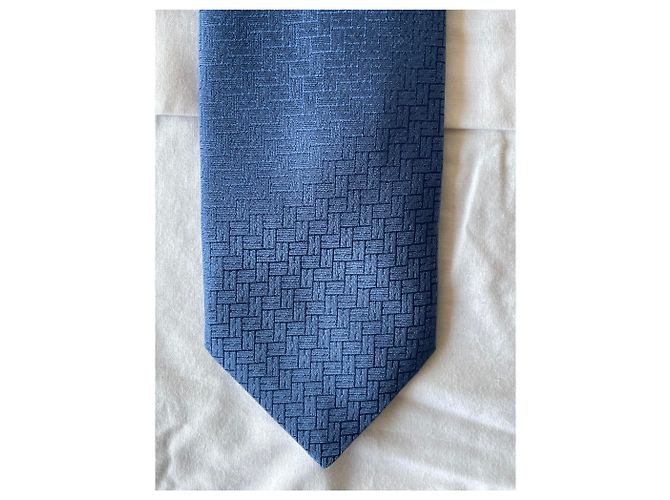 Cravatta a forma di H di Hermès 24 Blu - vista 6