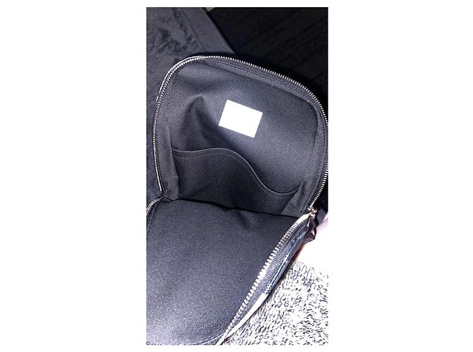 Louis Vuitton Sacs Porte-documents Noir - vue 3