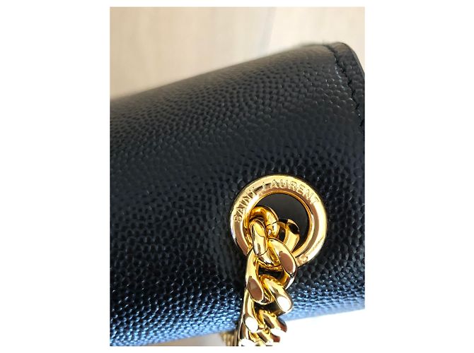 Yves Saint Laurent YSL Kate Clutch com borla - vista 3