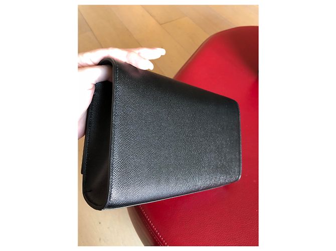Yves Saint Laurent YSL Kate Clutch com borla - vista 4