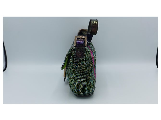 Fendi Baguette Pavão Bordado Multicor e Miçangas Cetim - vista 2