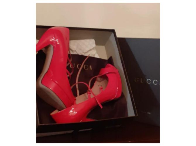 Gucci Peep Toe Absatz Schuhe Fuchsia Lackleder 39 - Ansicht 5