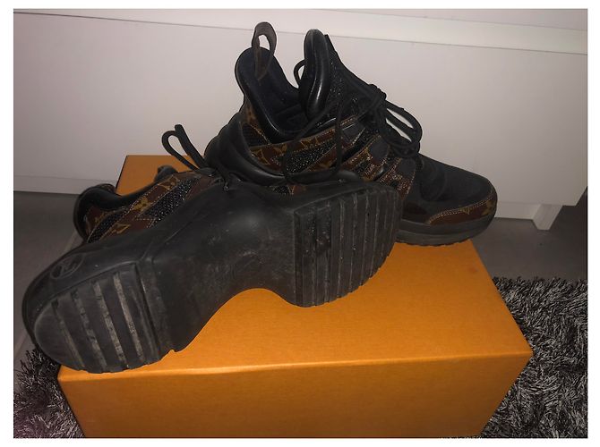 Sneakers Louis Vuitton Archlight Pelle Marrone Nero 37 - vista 4