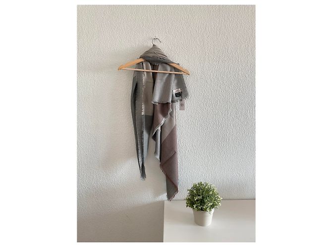 Hermès Carré H 120 bandiera Beige Grigio - vista 4