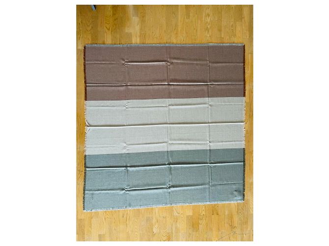 Hermès Carré H 120 bandiera Beige Grigio - vista 7