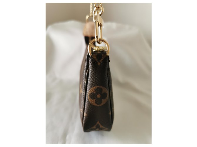 Louis Vuitton Mini custodia per accessori con monogramma Gold hardware - vista 7