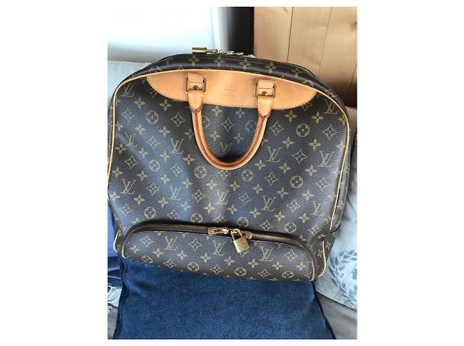 Borsa da viaggio Louis Vuitton Évasion Marrone in Tela - vista 2