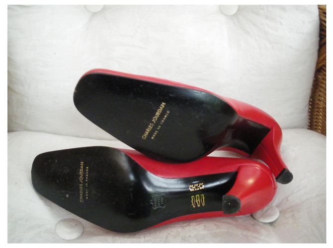 Charles Jourdan Lederpumps Rot Absatz 8,5 cm - Ansicht 5