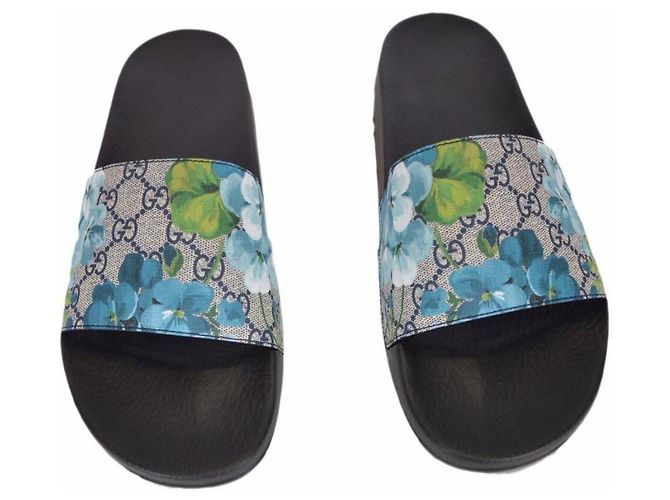 Gucci glisse de nouvelles fleurs - vue 3