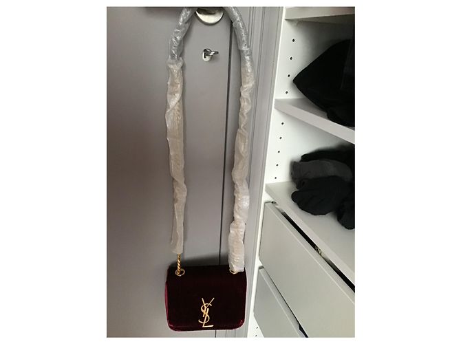 Borsa a tracolla Yves Saint Laurent in velluto rosso - vista 3