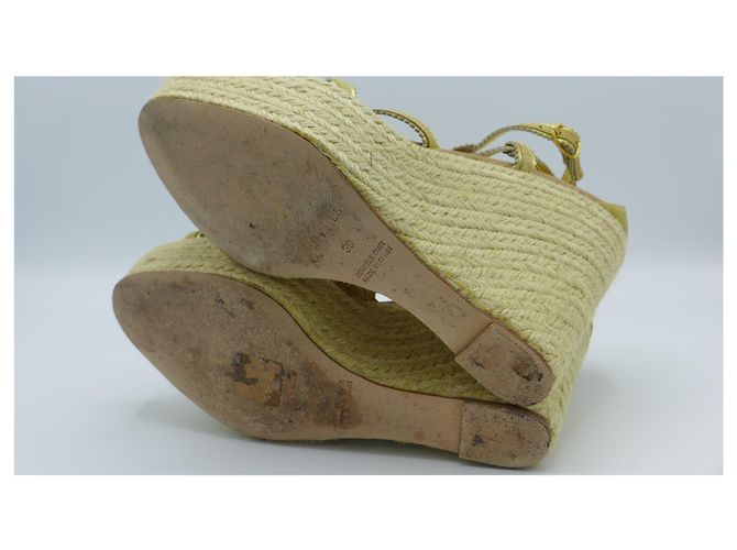 Sandali con plateau Hermès espadrillas camoscio beige - vista 2