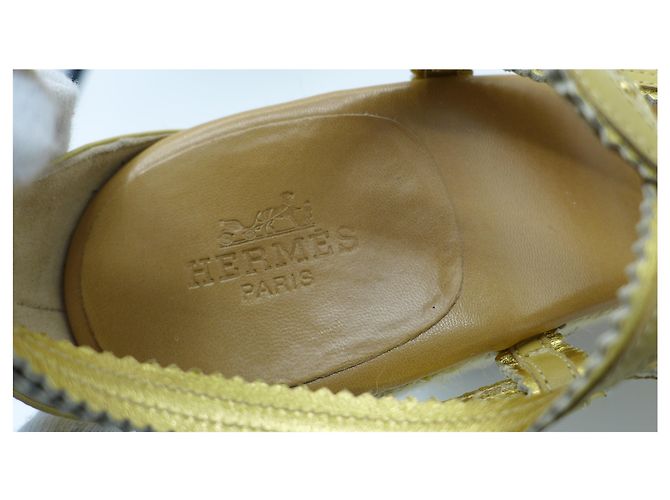Sandali con plateau Hermès espadrillas camoscio beige - vista 3