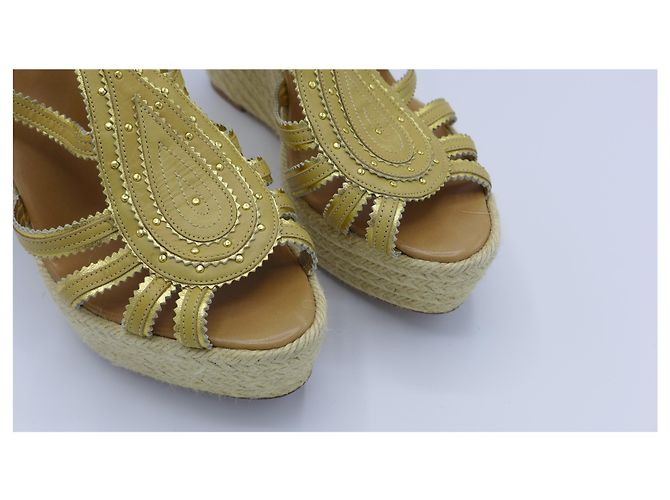 Sandali con plateau Hermès espadrillas camoscio beige - vista 6