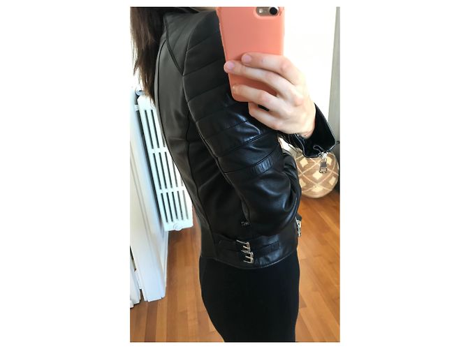 Gucci Bikerjacke aus schwarzem Lammfell - Ansicht 4