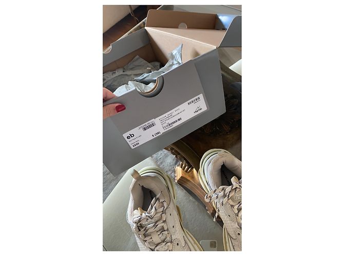 Sneakers Balenciaga Triple S Bianche Bianco - vista 4