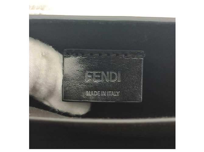 Fendi, Borsa a tracolla Kaligraphy in vernice Nero - vista 4