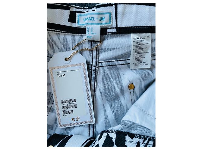 Jeans stampati in bianco e nero Opal Versace For H&M - vista 3