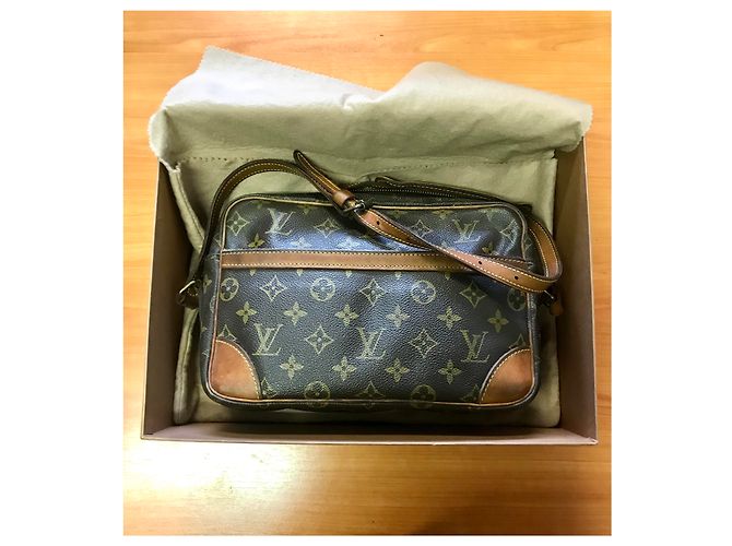 Louis Vuitton Trocadero Reporter Canvas Monogrammato Caramello Marrone scuro - vista 7